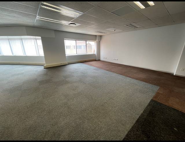 822M² OFFICE TO LET IN PARKTOWN